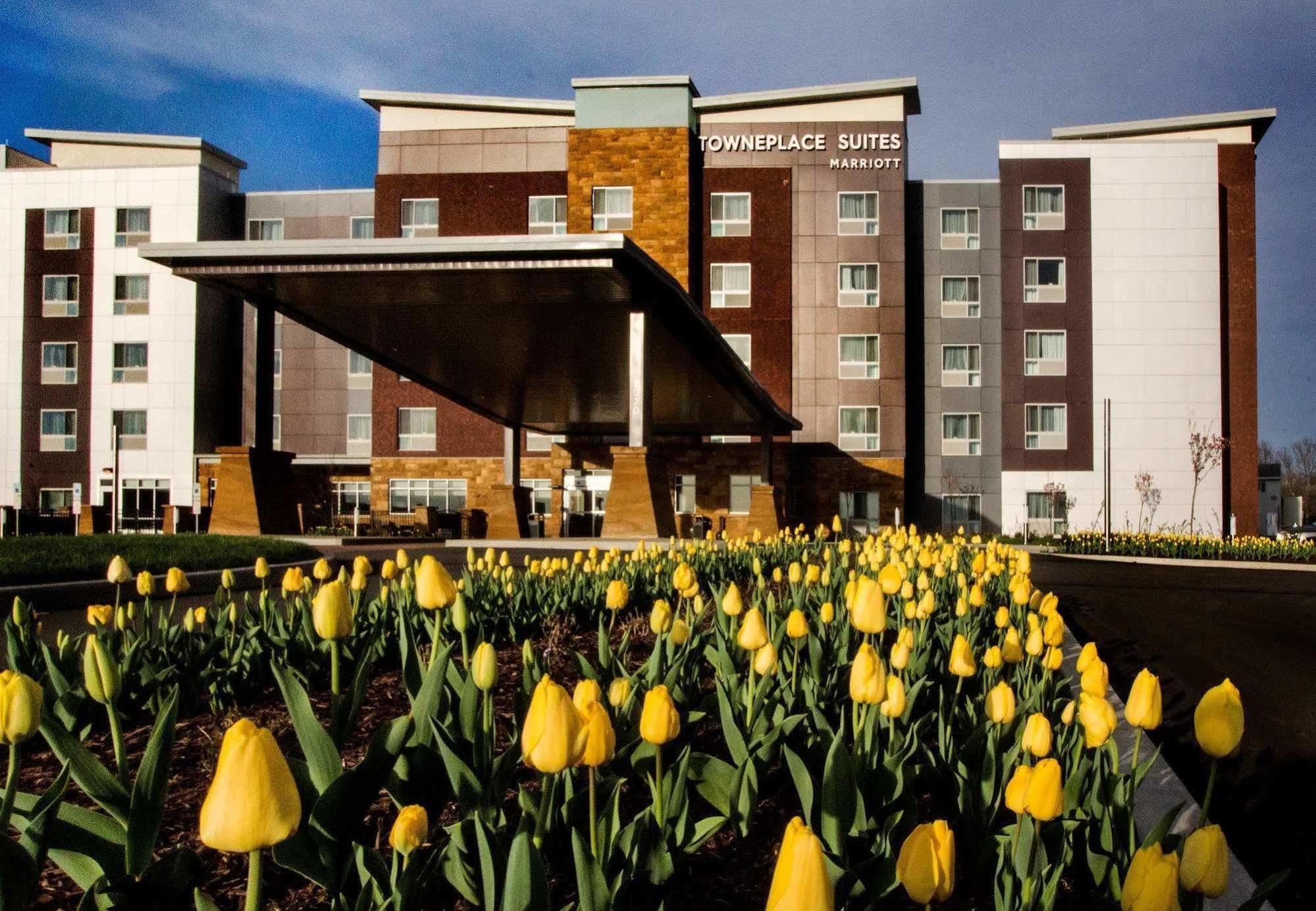 Towneplace Suites By Marriott Pittsburgh Cranberry Township Exterior foto